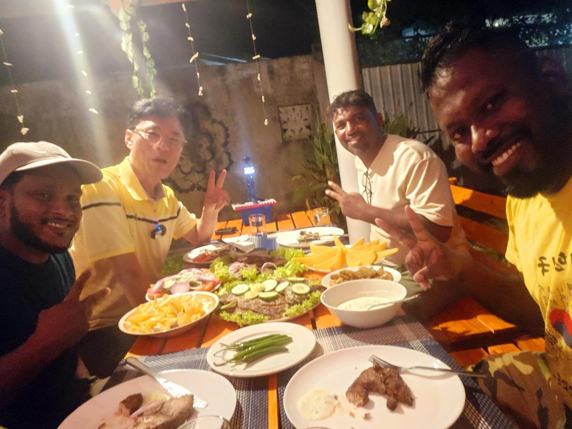 Hanguk Villa Mirissa Exteriör bild